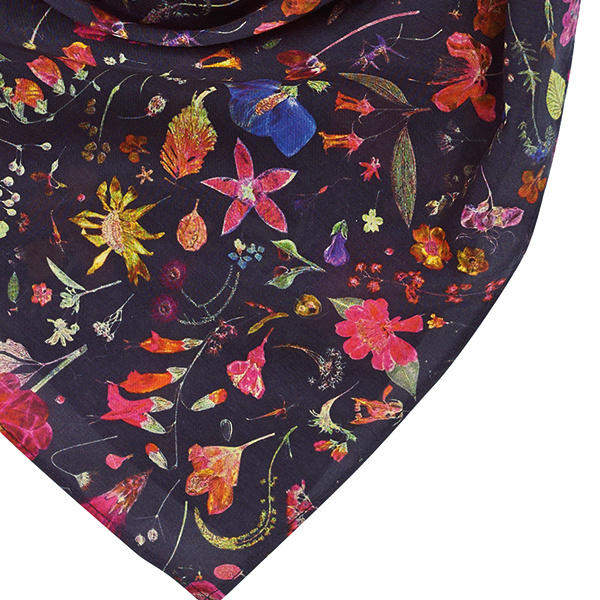 > 버프® > 어반 버프 컬랙션 > Spring - Summer > Square Scarf > ST Floral - MIDNIGHT (1812.717) 