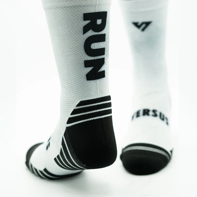> 벌세스 > 양말 > Active Crew Printed > VERSUS Active Crew RUN White Socks 