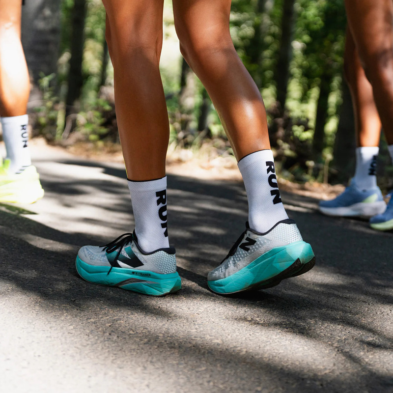 > 벌세스 > 양말 > Active Crew Printed > VERSUS Active Crew RUN White Socks 
