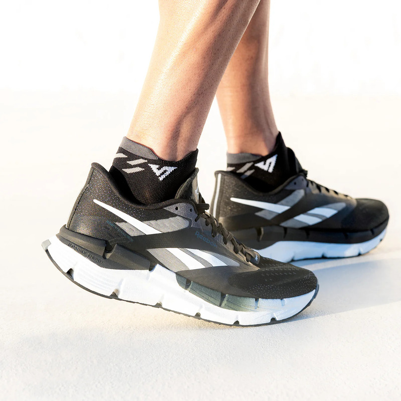 > 벌세스 > 양말 > Running Ankle > VERSUS Running Ankle Black Titanium Socks 